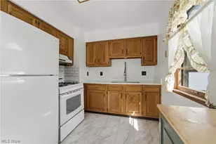 2922 Columbus Ave, Ashtabula, OH 44004 - Photo 12