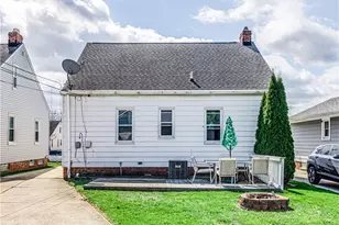 6106 Pelham Dr, Parma, OH 44129 - Photo 2