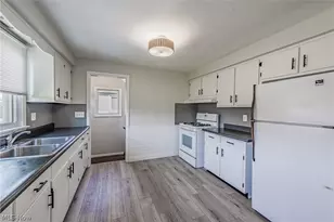 1716 W 29th St, Lorain, OH 44052 - Photo 10
