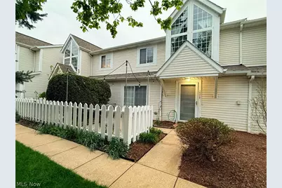 1045 N Jefferson Street #D, Medina, OH 44256 - Photo 4