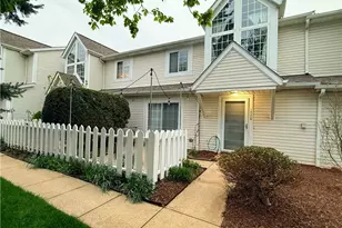 1045 N Jefferson St, Medina, OH 44256 - Photo 4