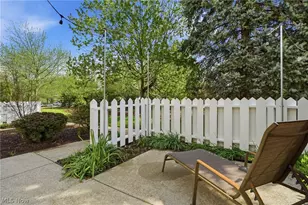 1045 N Jefferson St, Medina, OH 44256 - Photo 8