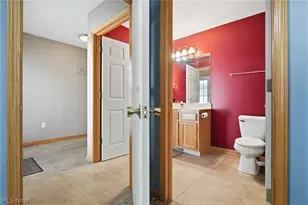 1045 N Jefferson St, Medina, OH 44256 - Photo 40