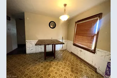 708 Miller Street, Youngstown, OH 44502 - Photo 6