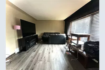 708 Miller Street, Youngstown, OH 44502 - Photo 4