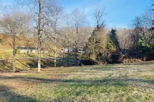 860 Kensington Rd, Coshocton, OH 43812 - Photo 6