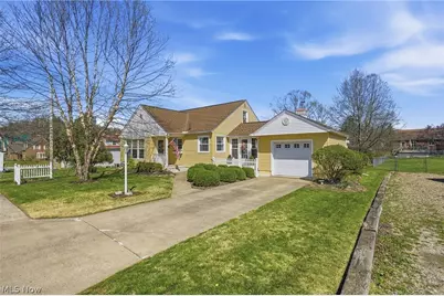 2712 Edison Avenue, Zanesville, OH 43701 - Photo 2