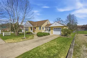 2712 Edison Ave, Zanesville, OH 43701 - Photo 2