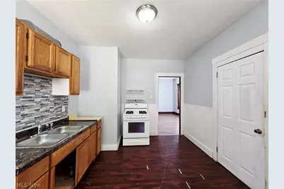 2146 W 81st Street, Loveland, OH 44102 - Photo 14