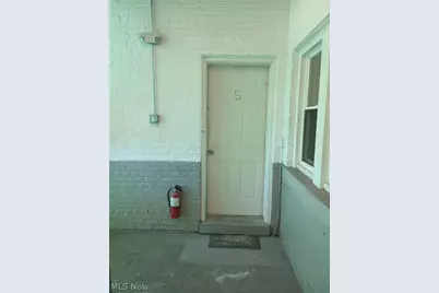 2232 W 103rd Street #5, Loveland, OH 44102 - Photo 2