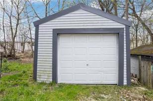 32 Penfield Ave, Akron, OH 44310 - Photo 34