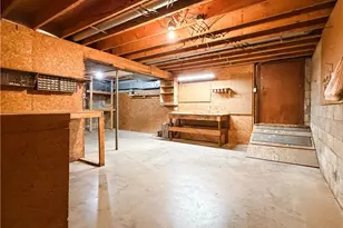 87 Cummins St, Washington, WV 26181 - Photo 32