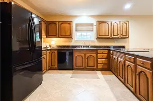 87 Cummins St, Washington, WV 26181 - Photo 10