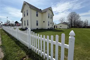 103 W Shafer Ave, Dover, OH 44622 - Photo 4