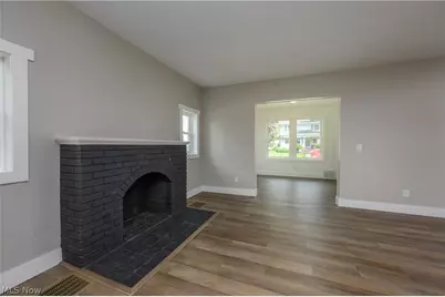 407 W Main Street, Dalton, OH 44618 - Photo 8