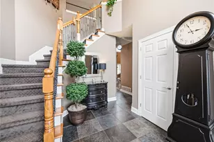 253 Anne Marie Ct, Hinckley, OH 44233 - Photo 6