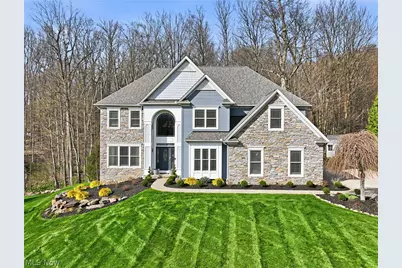 253 Anne Marie Court, Hinckley, OH 44233 - Photo 2