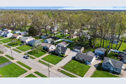 38346 Dolores Drive, Eastlake, OH 44095 - Photo 28