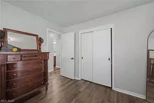 38346 Dolores Dr, Eastlake, OH 44095 - Photo 12