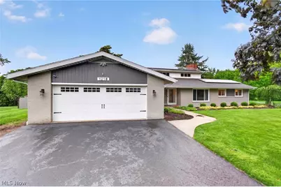 1258 Burd Avenue NE, Massillon, OH 44646 - Photo 2
