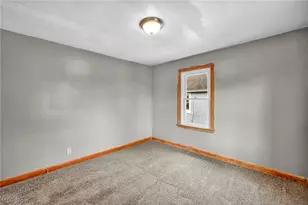 330 18th St, Elyria, OH 44035 - Photo 26