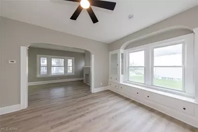 9711 Aetna Road, Loveland, OH 44105 - Photo 8