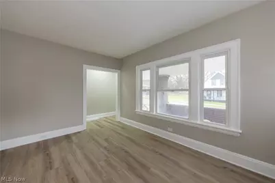 9711 Aetna Road, Loveland, OH 44105 - Photo 6