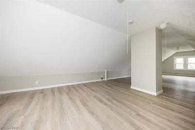 9711 Aetna Road, Loveland, OH 44105 - Photo 40