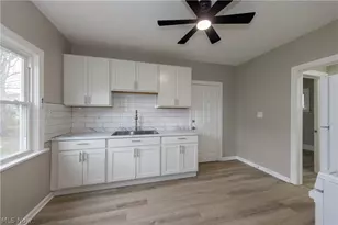 9711 Aetna Rd, Loveland, OH 44105 - Photo 10