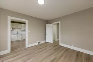 9711 Aetna Rd, Loveland, OH 44105 - Photo 28