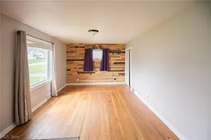 107 Renee Dr, Struthers, OH 44471 - Photo 4