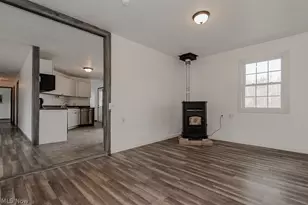 5829 Laskey Rd, Rome, OH 44085 - Photo 4