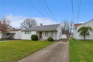 1614 Country Club Ave, Youngstown, OH 44514 - Photo 2