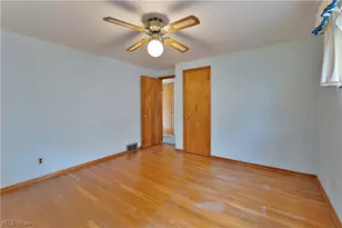 1614 Country Club Ave, Youngstown, OH 44514 - Photo 14