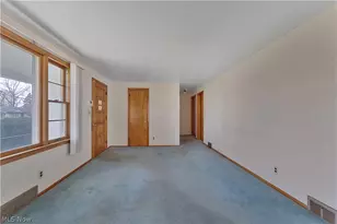 1614 Country Club Ave, Youngstown, OH 44514 - Photo 6