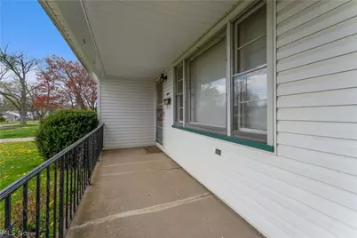 1614 Country Club Avenue, Youngstown, OH 44514 - Photo 4