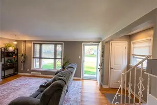 7906 Kenton Ave, Parma, OH 44129 - Photo 4