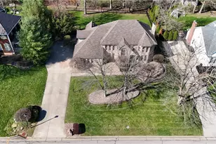 5840 Rosewood Dr, Youngstown, OH 44512 - Photo 32