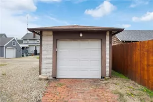 2227 Seventh St SW, Canton, OH 44706 - Photo 32