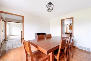 8105 Caymen Ct, Canfield, OH 44406 - Photo 6