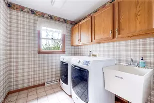 8105 Caymen Ct, Canfield, OH 44406 - Photo 16