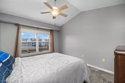 224 E Marina, Lorain, OH 44052 - Photo 18