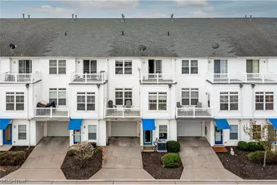 224 E Marina, Lorain, OH 44052 - Photo 2