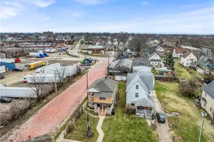 1476 W 107th St, Loveland, OH 44102 - Photo 2