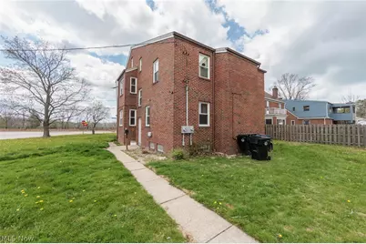 3155 Rocky River Drive, Loveland, OH 44111 - Photo 4