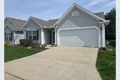 313 Breckenridge Oval, Elyria, OH 44035 - Photo 1