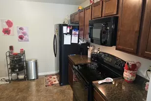 313 Breckenridge Ovl, Elyria, OH 44035 - Photo 4