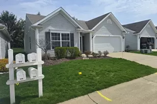 313 Breckenridge Ovl, Elyria, OH 44035 - Photo 2