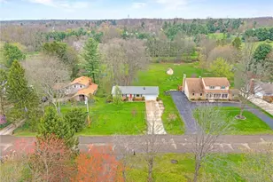 553 McNeil Dr, Sagamore Hills, OH 44067 - Photo 32