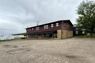 805 Denman Ave, Coshocton, OH 43812 - Photo 2